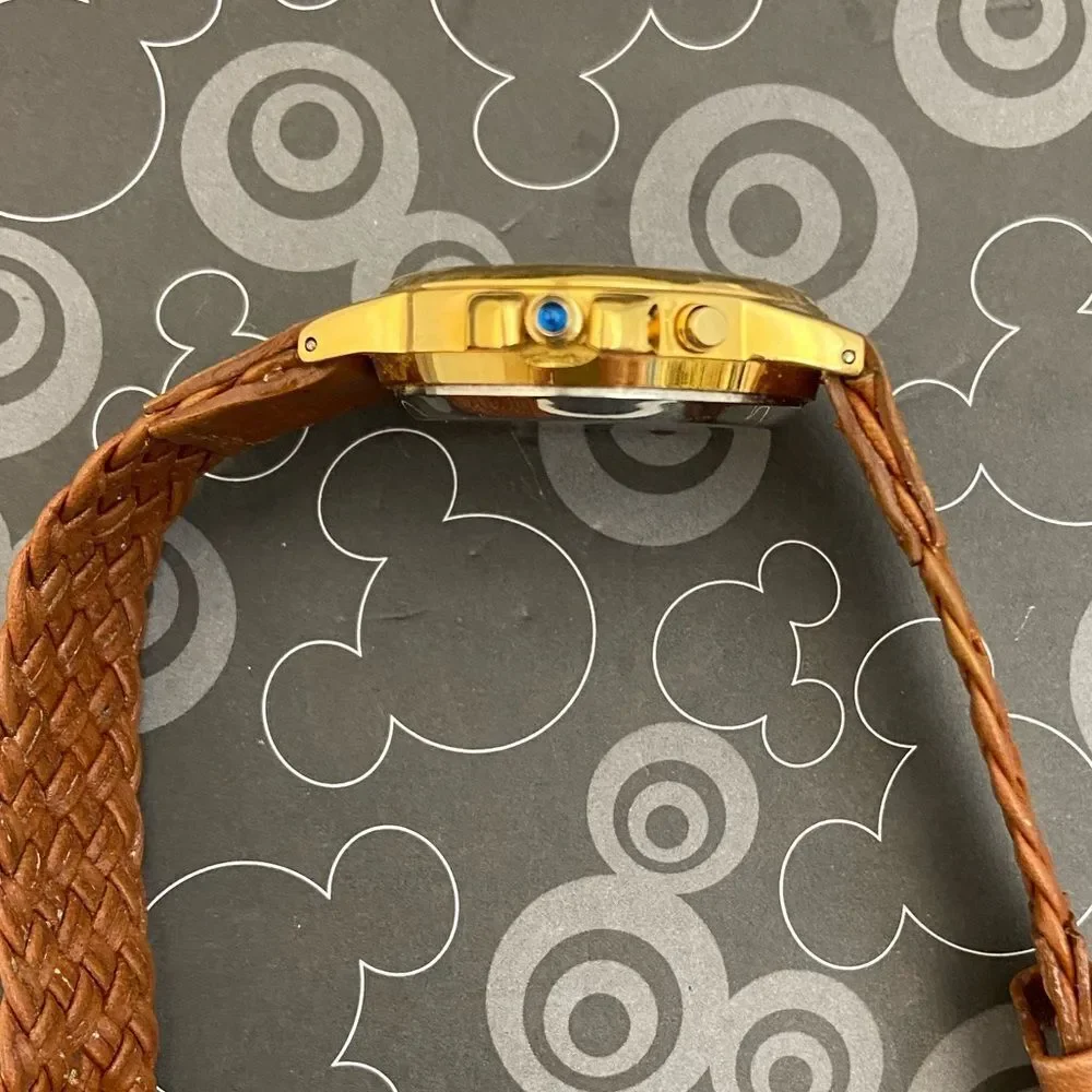 Vintage Disney Pocahontas Musical Swiss Quartz Watch Plays “Colors of the Wind” - Picture 11 of 16